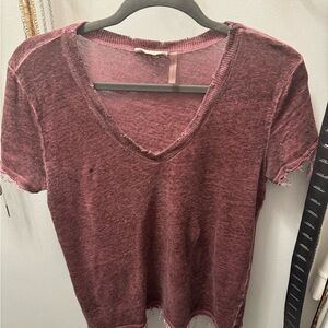 Small women’s v-neck distressed linen tee. Size smalll
